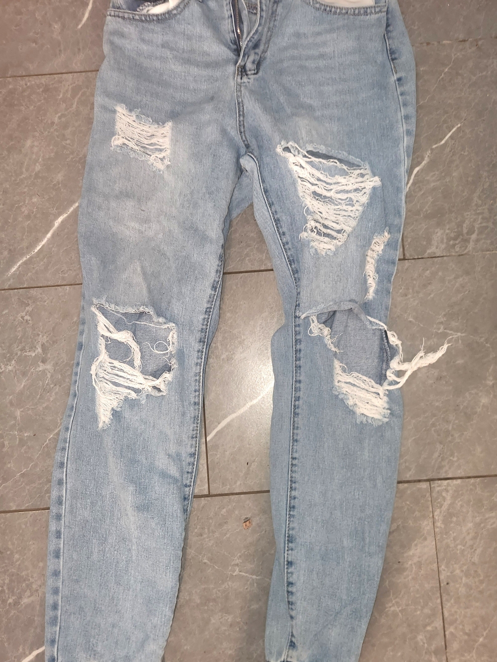SHEIN Light Wash Ripped Skinny Jeans Sz 29